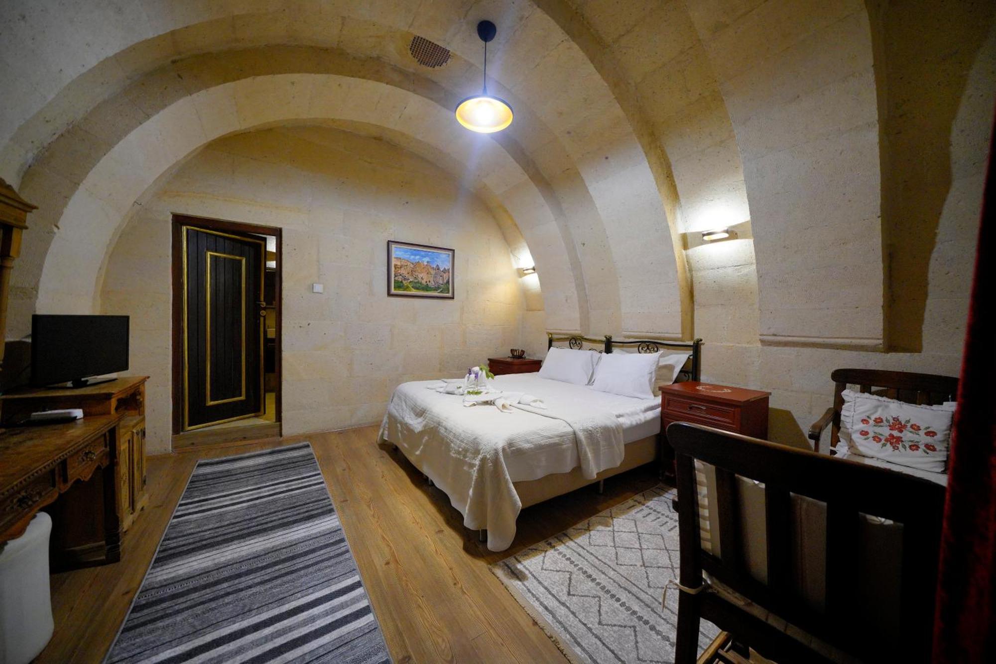 Antik Cave House Hotel Urgup Exterior photo