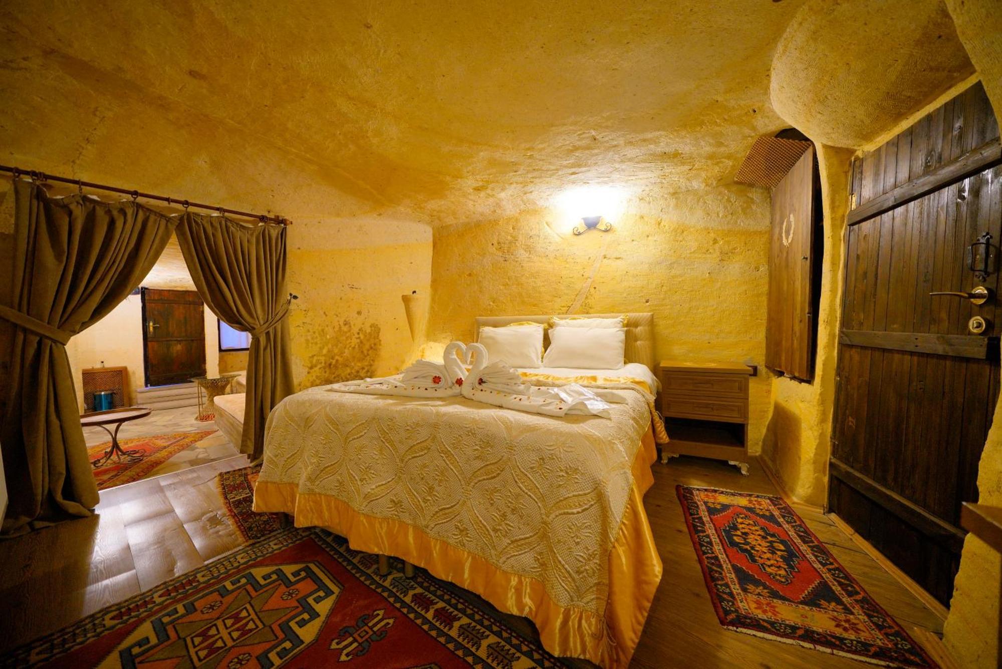 Antik Cave House Hotel Urgup Exterior photo
