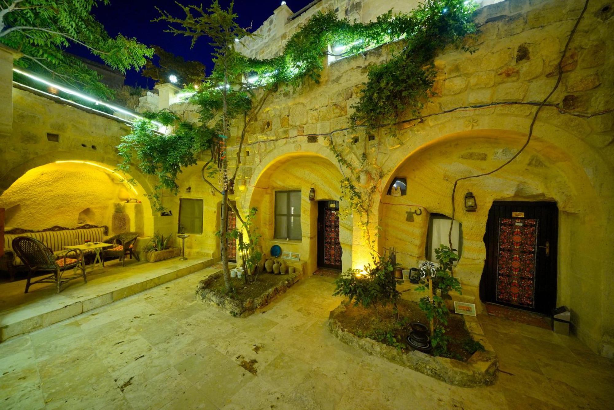 Antik Cave House Hotel Urgup Exterior photo
