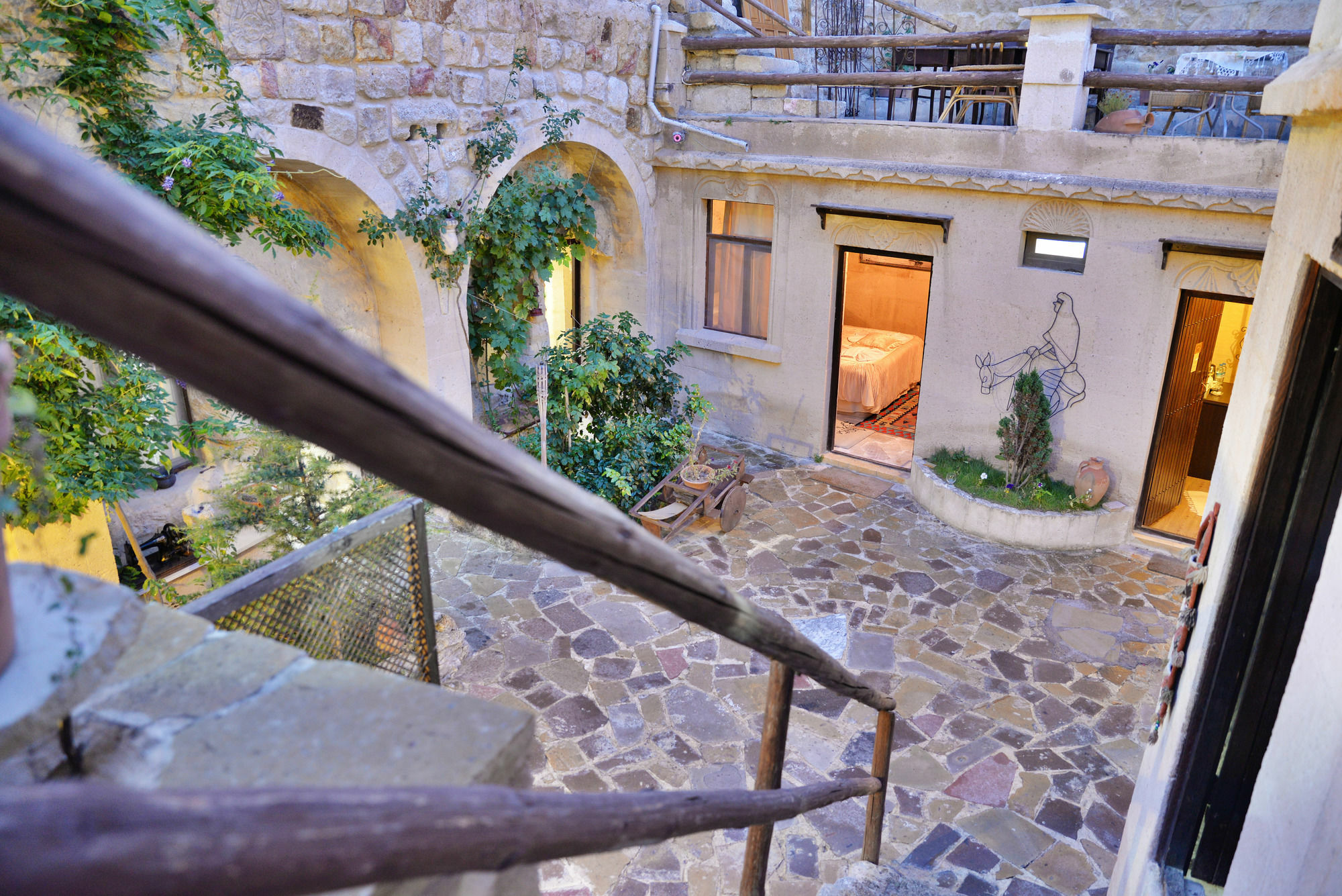 Antik Cave House Hotel Urgup Exterior photo